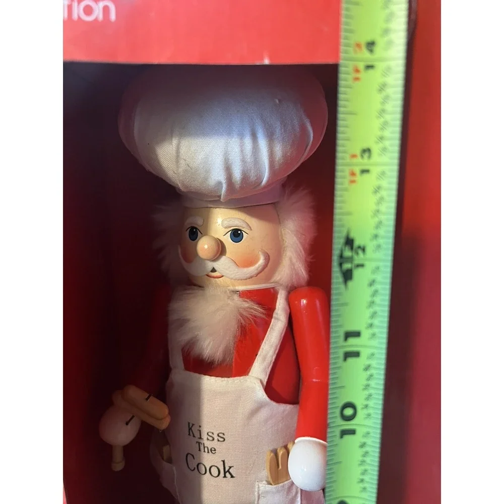 Vintage jcpenneys home collection nutcracker kiss the cook CHEF Culinary Holiday
